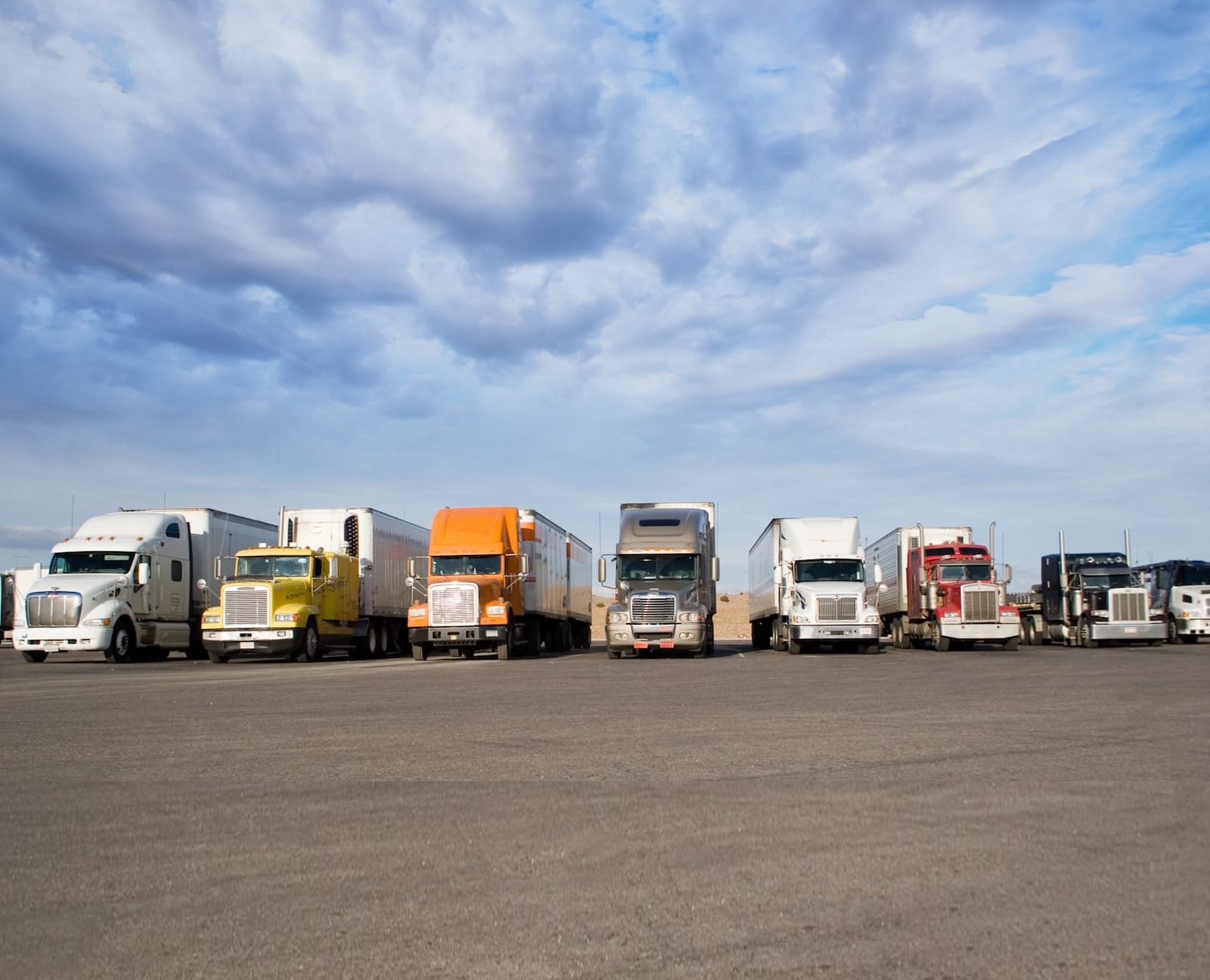 Leasing-trucks-bultrans-llc